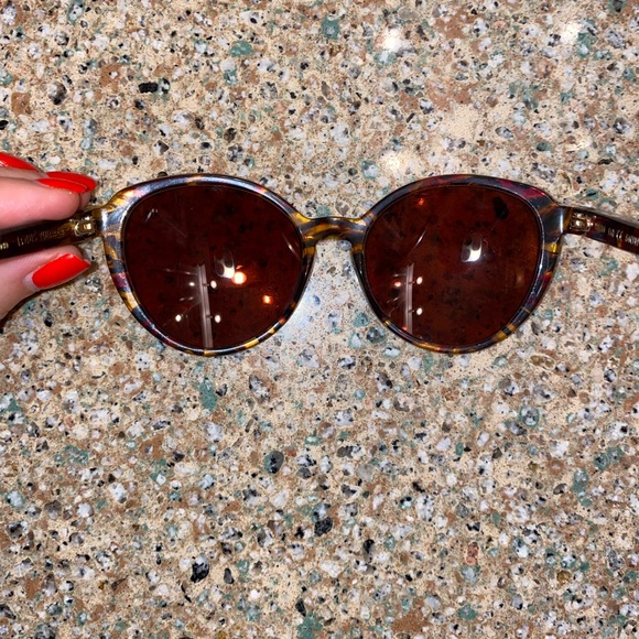 Louis Vuitton Women’s Tortoise Shell Sunglasses - Picture 5 of 6